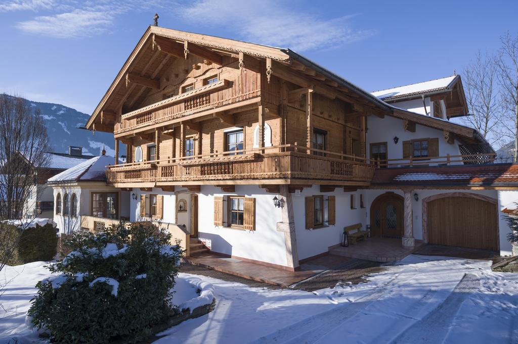 Haus Sonnenschein Apartamento Hart im Zillertal Exterior foto