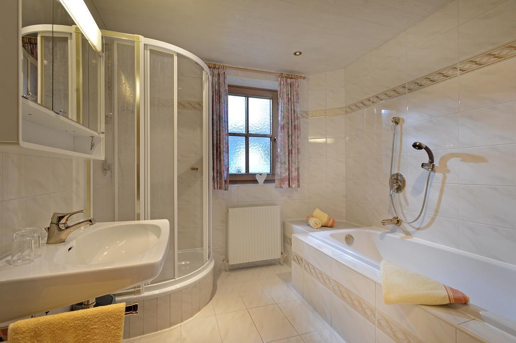 Haus Sonnenschein Apartamento Hart im Zillertal Quarto foto